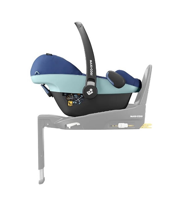 Pebble Pro essentiale blue montaż na bazie ISOFIX.jpg