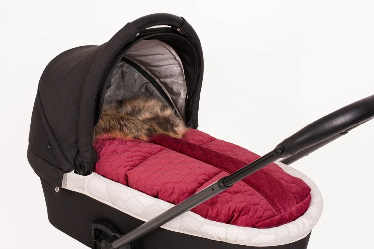 x-cuddle_velvet_gondola_1200-min_1.jpg