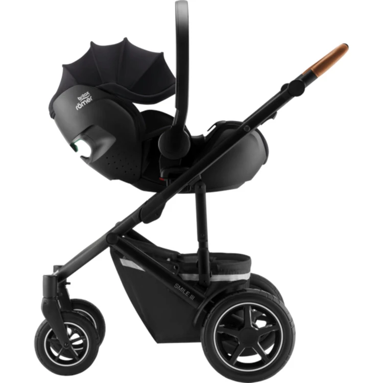 britax-roemer-babyschale-baby-safe-5z-space-black_9.jpg