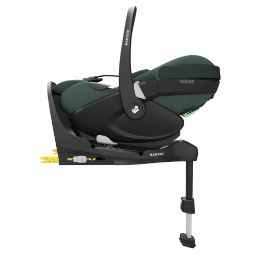 8052047110_2023_maxicosi_carseat_babycarseat_pebble360pro_green_essentialgreen_fullreclinepositiononbase_side (1).jpg
