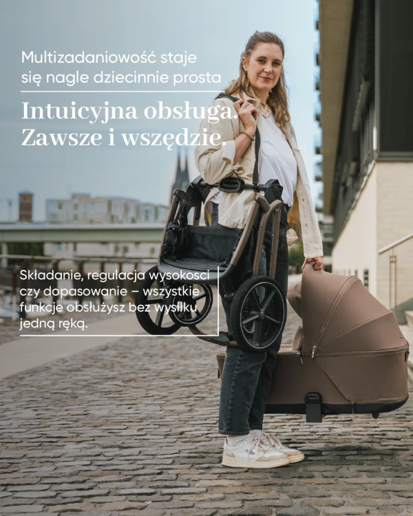 my-junior-wózek-mavi-mocca-brown-złożony-stelaż-na-ramieniu