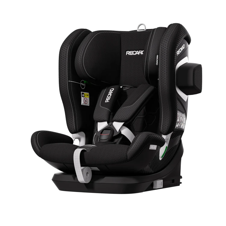 Recaro-Velix-1-Fresh-Black-fotelik-uniwersalny---widok-po-skosie-z-zalozona-oslona-boczna (1).webp