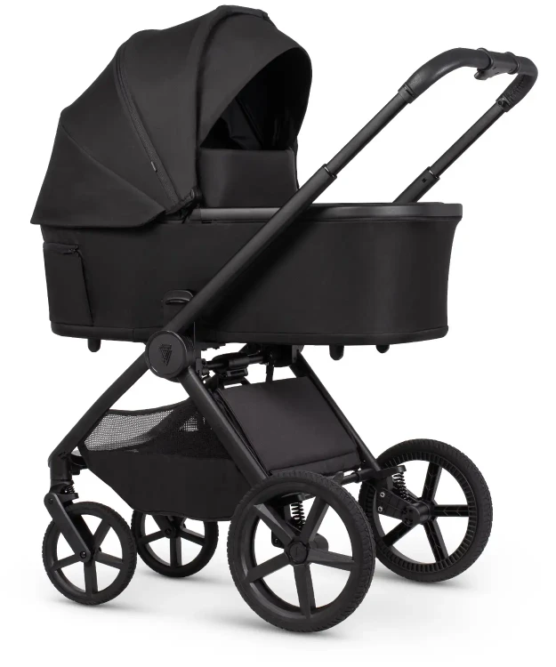 Venicci-Upline-3-Onyx-Carrycot-1.webp